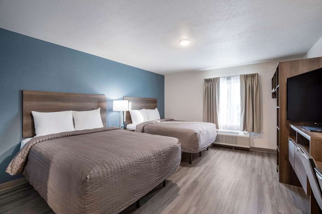 WoodSpring Suites Detroit Madison Heights - photo 25