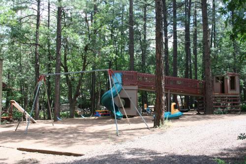 Northwoods Resort Cabins - photo 19