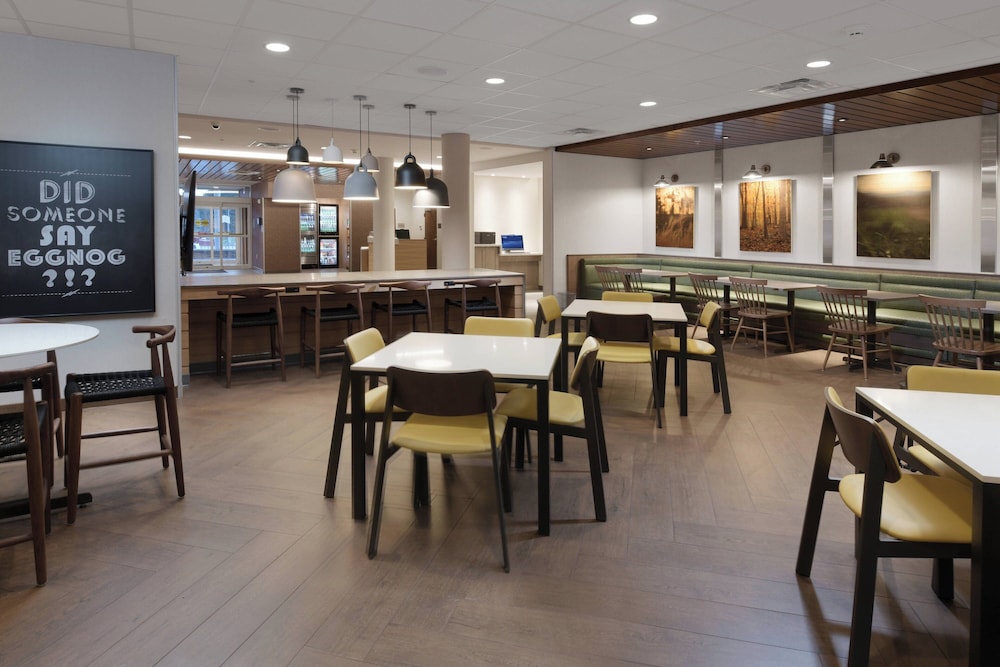 Fairfield Inn & Suites by Marriott El Dorado - photo 17