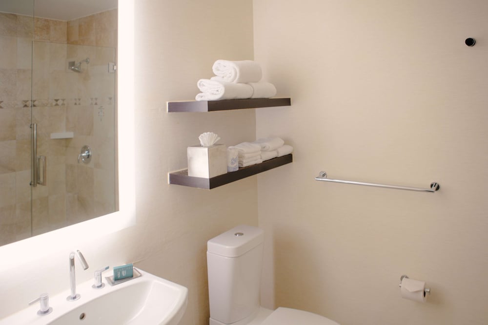 DoubleTree by Hilton San Diego Mission Valley - photo 39