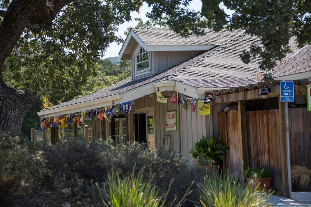 Contenta Inn - photo 53