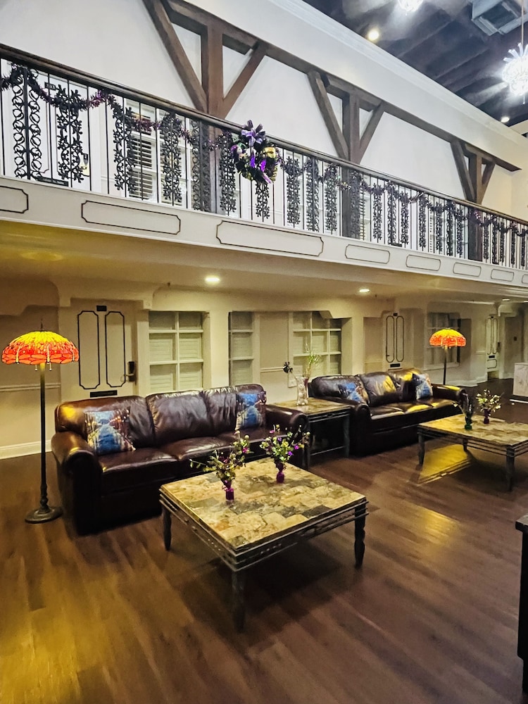 Plaza Suites Downtown New Orleans - photo 55