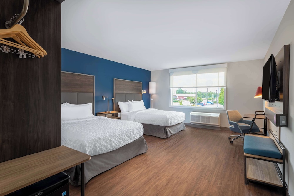 Tru by Hilton Fayetteville Fort Liberty - photo 17