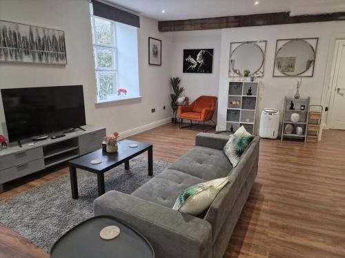 New Duplex Period Delight — 4-Star Luxury Hotel in Burnley, United Kingdom