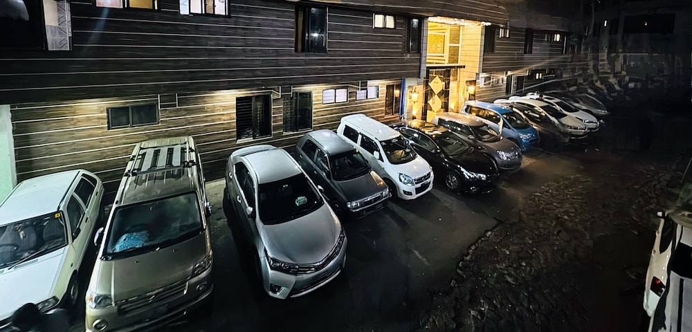 Butt Tourist Inn in Murree, Pakistan