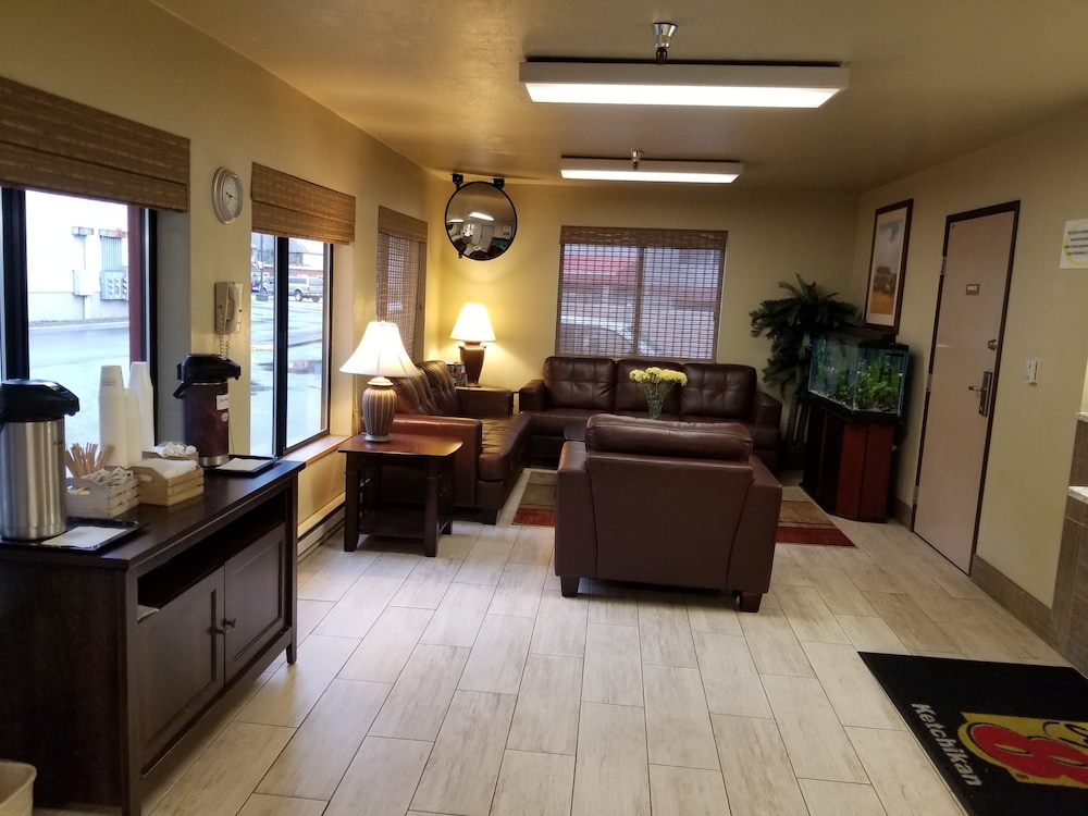 Super 8 by Wyndham Ketchikan - photo 2