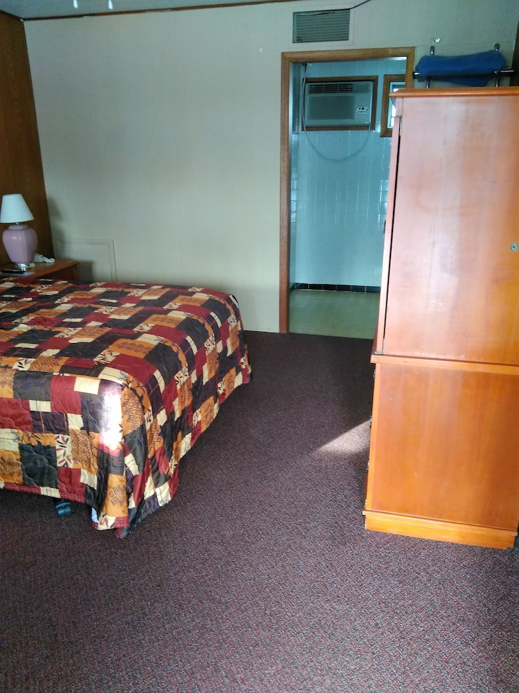 The Butte Motel - photo 9