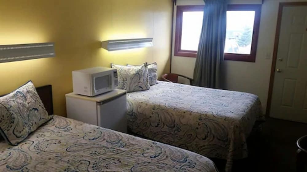 Marina Motel - photo 7