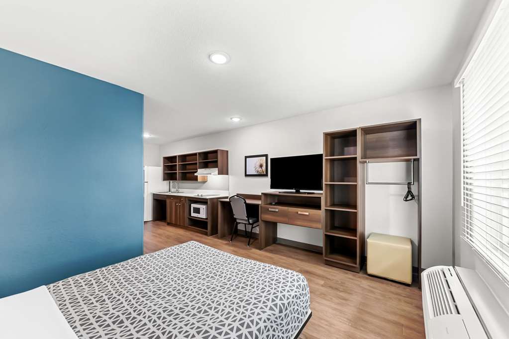 WoodSpring Suites Hudson Port Richey - photo 14