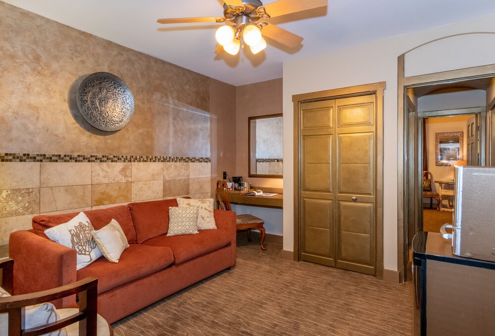 Luxx Plaza Hotel - photo 37