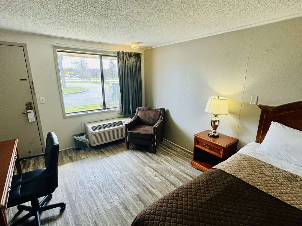Knights Inn Bridgeport Frankenmuth - photo 12