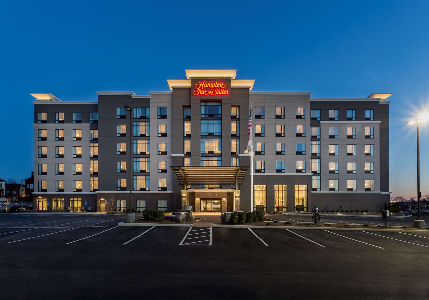 Hampton Inn & Suites Newport Cincinnati — hotel in Newport