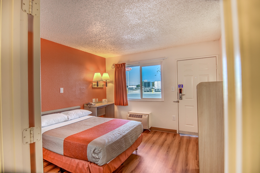 Motel 6 Stockton CA Charter Way West - photo 19