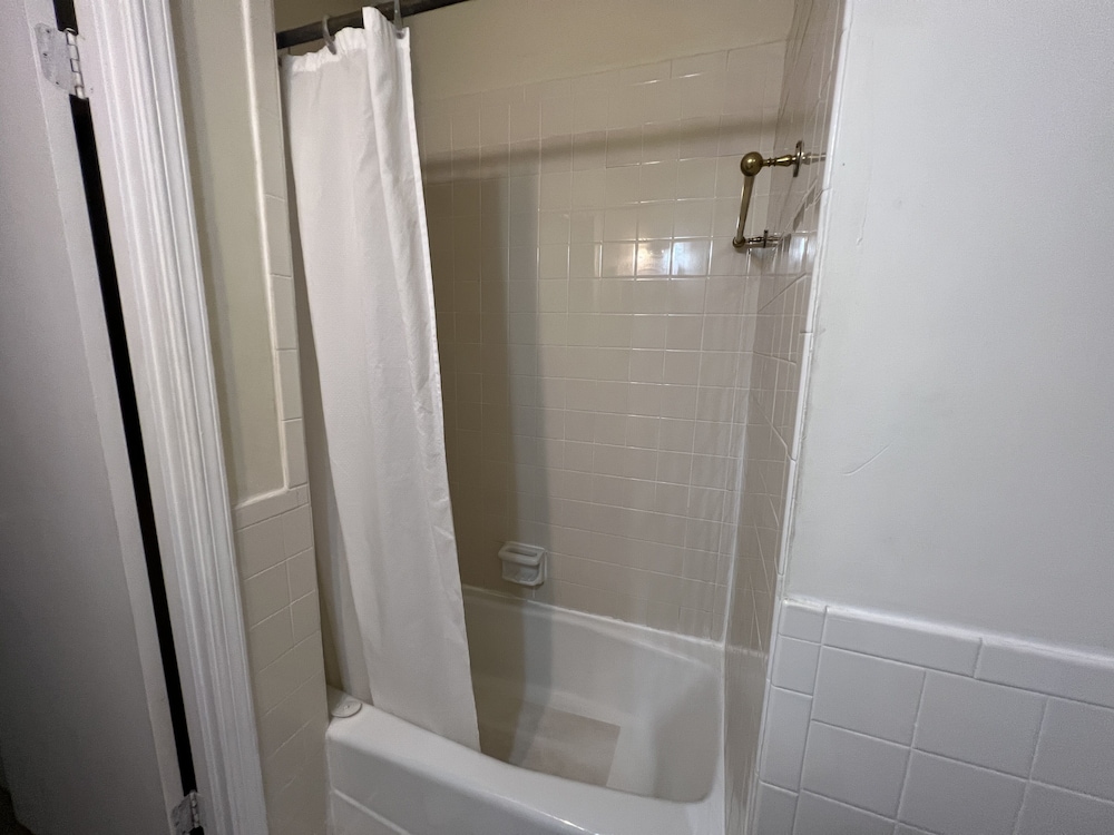 The Veranda Historic Inn - photo 34