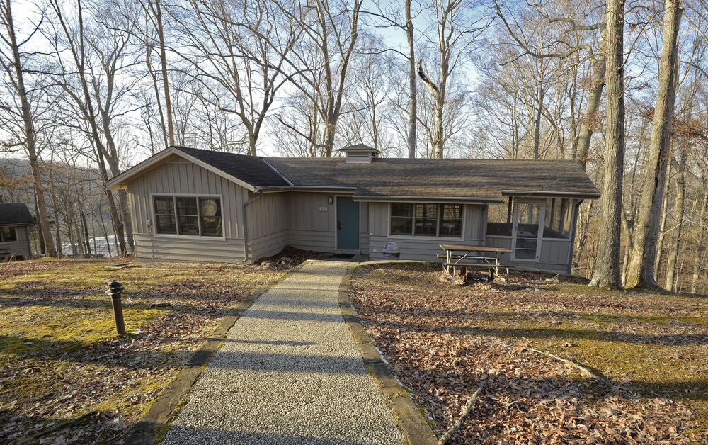 Lake Cumberland State Resort Park - photo 25