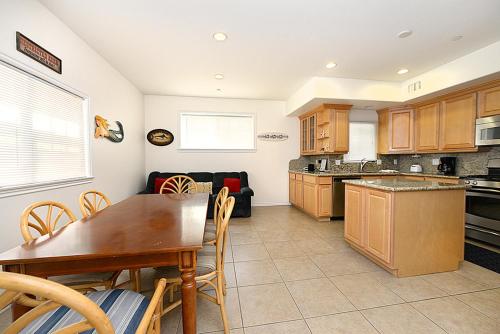 227Bb 227 Beacon B — Avalon — photo 5