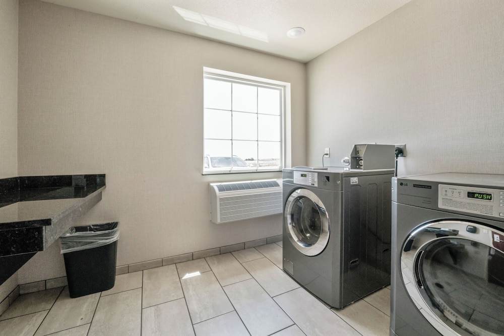 Cobblestone Inn & Suites Boise City - photo 41