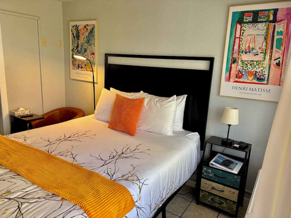 Riverwalk Inn - photo 10