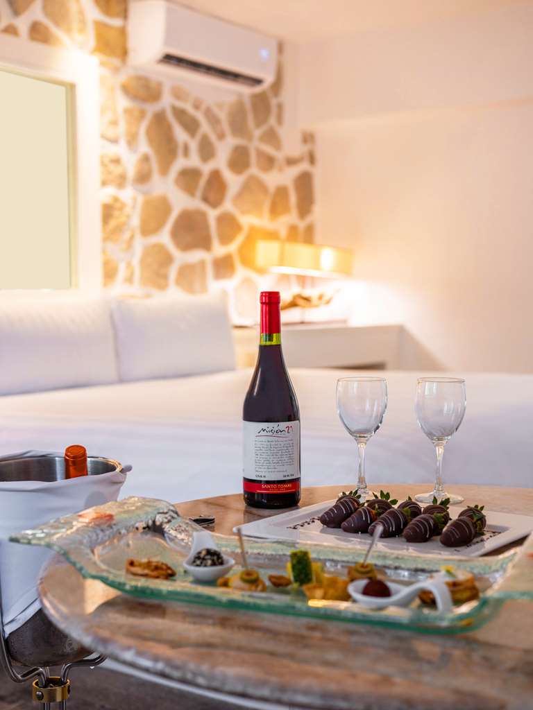 Las Brisas Acapulco Ramona Suite