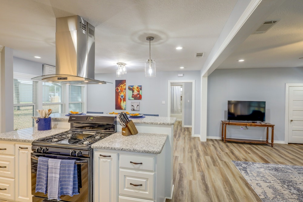 Sunny Hearne Home Near Universities - photo 11