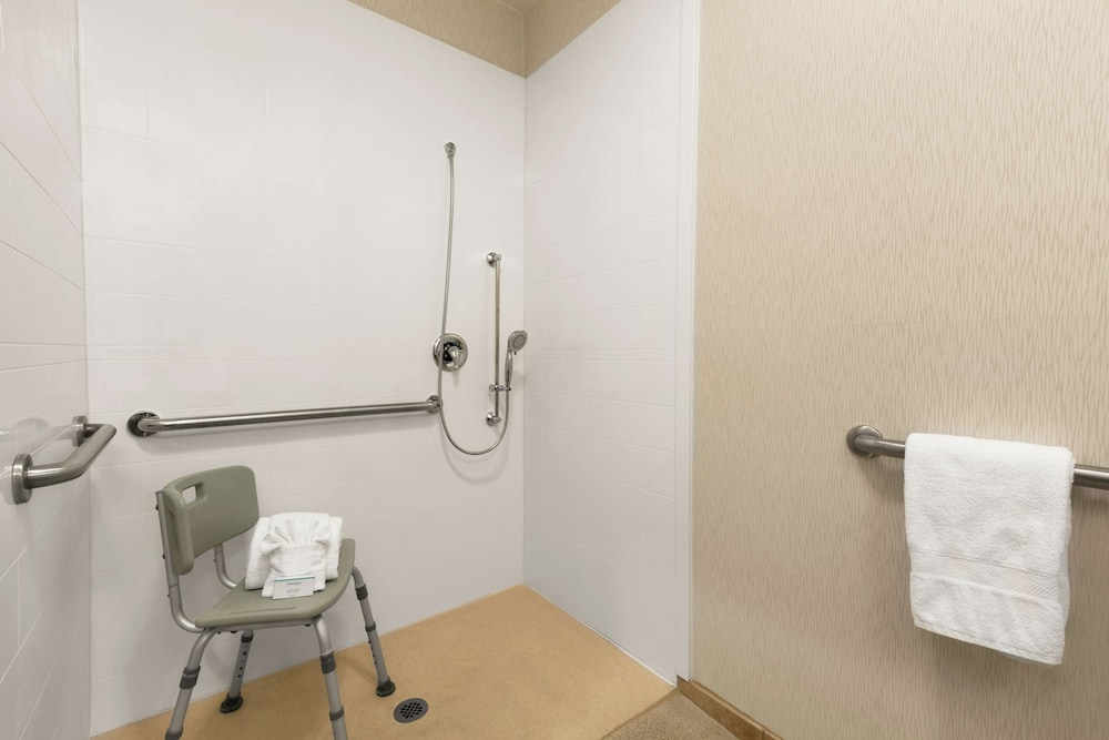 Hampton Inn Binghamton Johnson City - photo 18