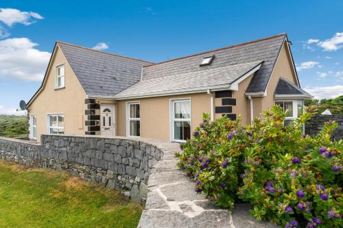 Cottage 207 Ballyconneely — 4-Star Luxury Hotel in Gaillimh, Republic of Ireland