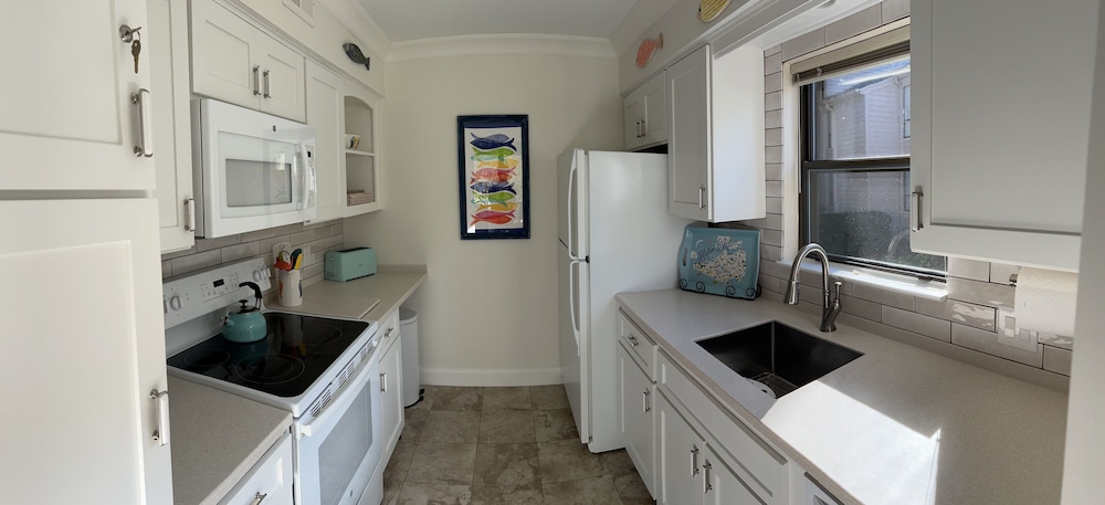 2410 Lighthouse Tennis at the Sea Pines Resort - photo 5