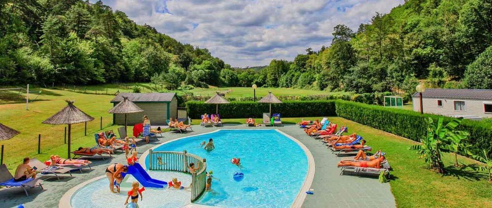 Le Val de la Marquise Mobilhome — 4-Star Luxury Hotel in Campagne-Les-Hesdin, France