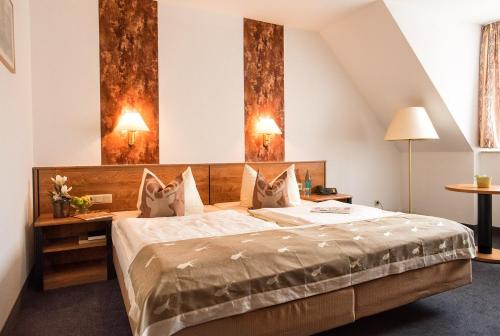 Hotel & Restaurant Zum Hirsch pet-friendly hotel Roemhild