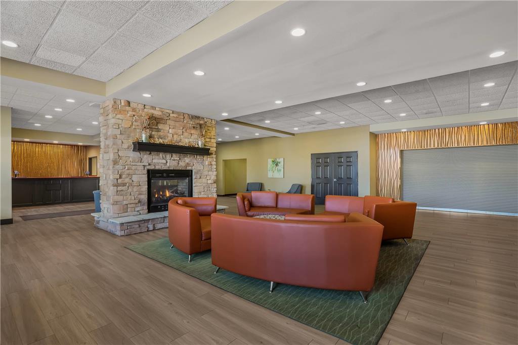 MainStay Suites Fitchburg Madison - photo 7