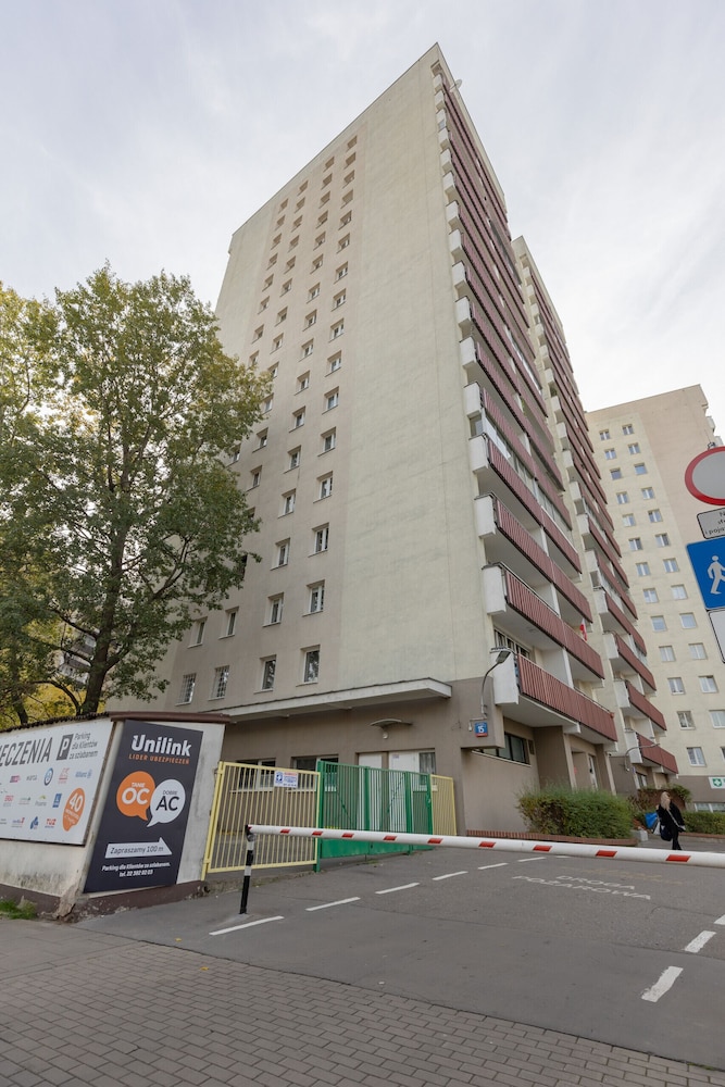 Warszawa Bright 2 bedroom Apartment by Noclegi Renters — 4-Star Luxury Hotel in Warsaw, Poland