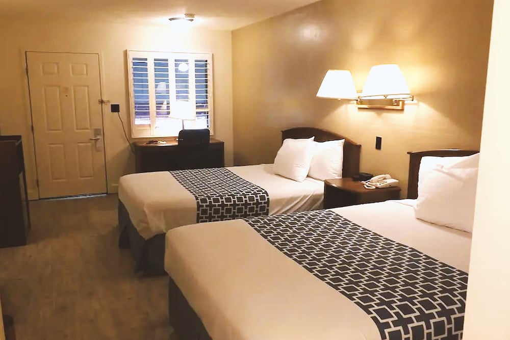 Coratel Inn & Suites by Jasper McCook - photo 13