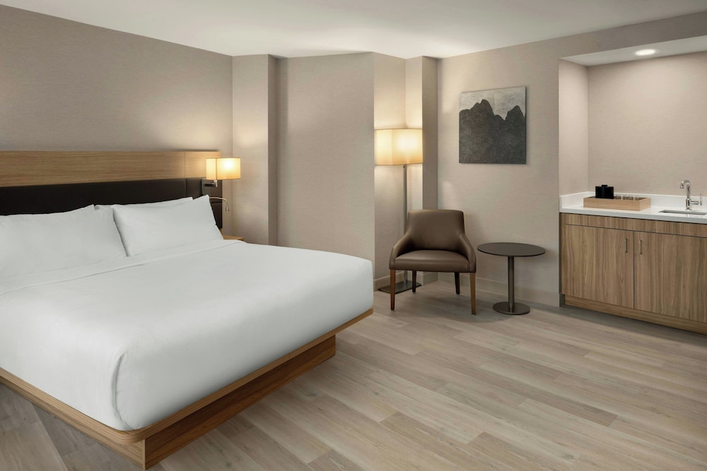 AC Hotel by Marriott Portland Lake Oswego - photo 17