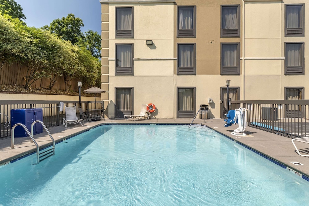 Comfort Inn Kingsport Southeast - photo 22