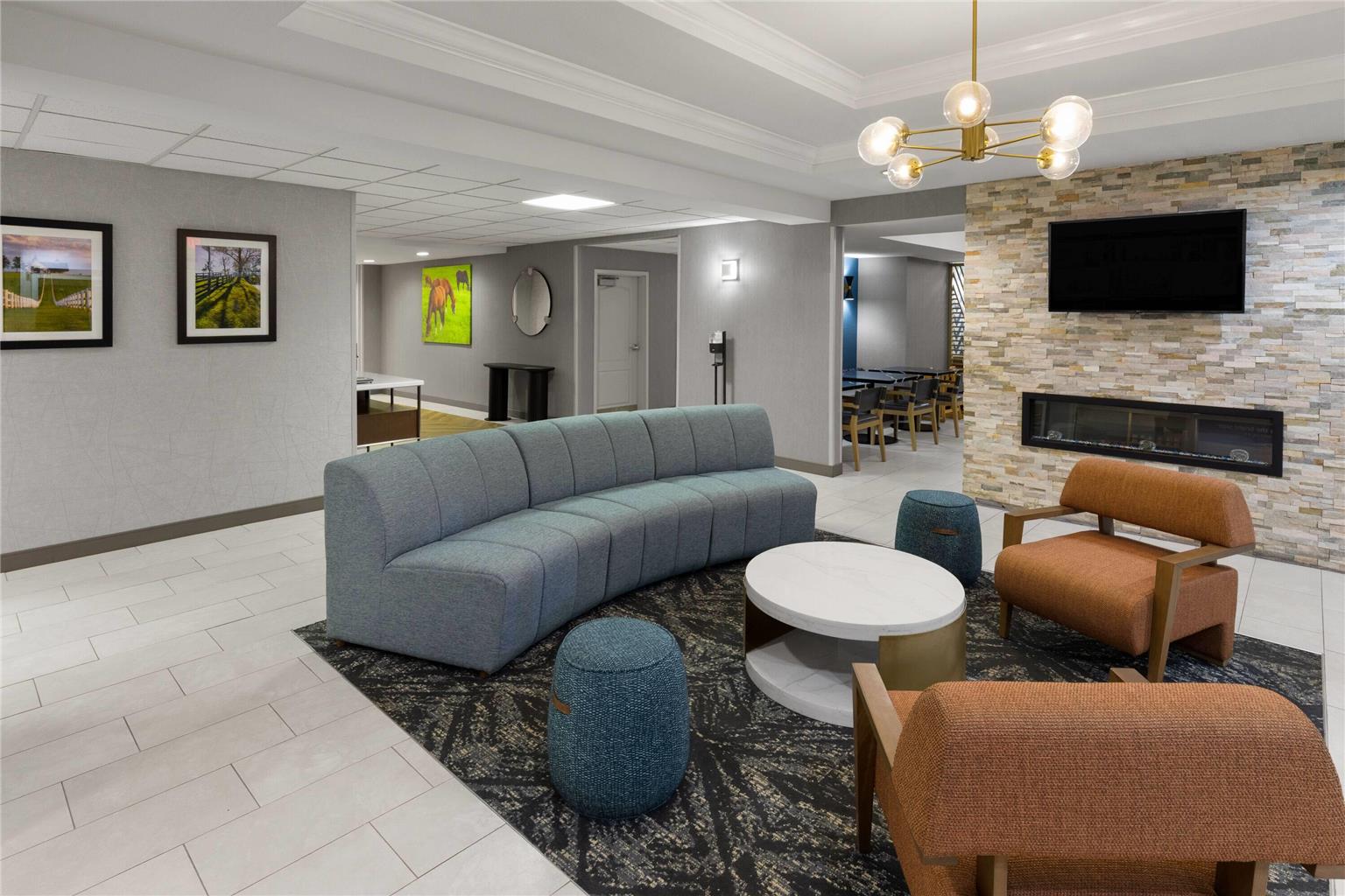 La Quinta Inn & Suites by Wyndham Lexington South Hamburg - photo 10
