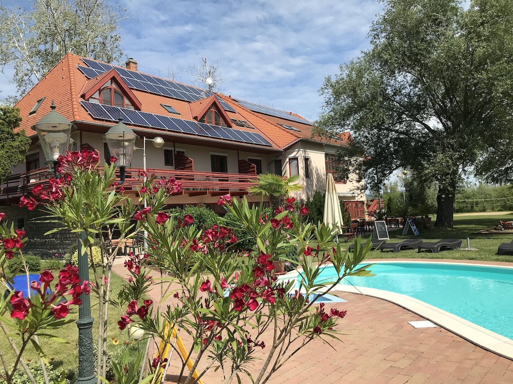 Zsanett Hotel in Balatonlelle, Hungary