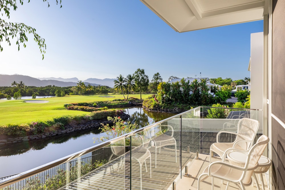 Escape Villas Port Douglas — 4-Star Luxury Hotel in Port Douglas, Australia