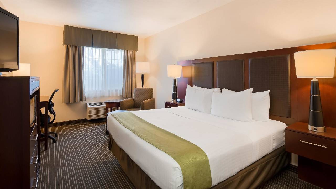 Best Western J. C. Inn - photo 21