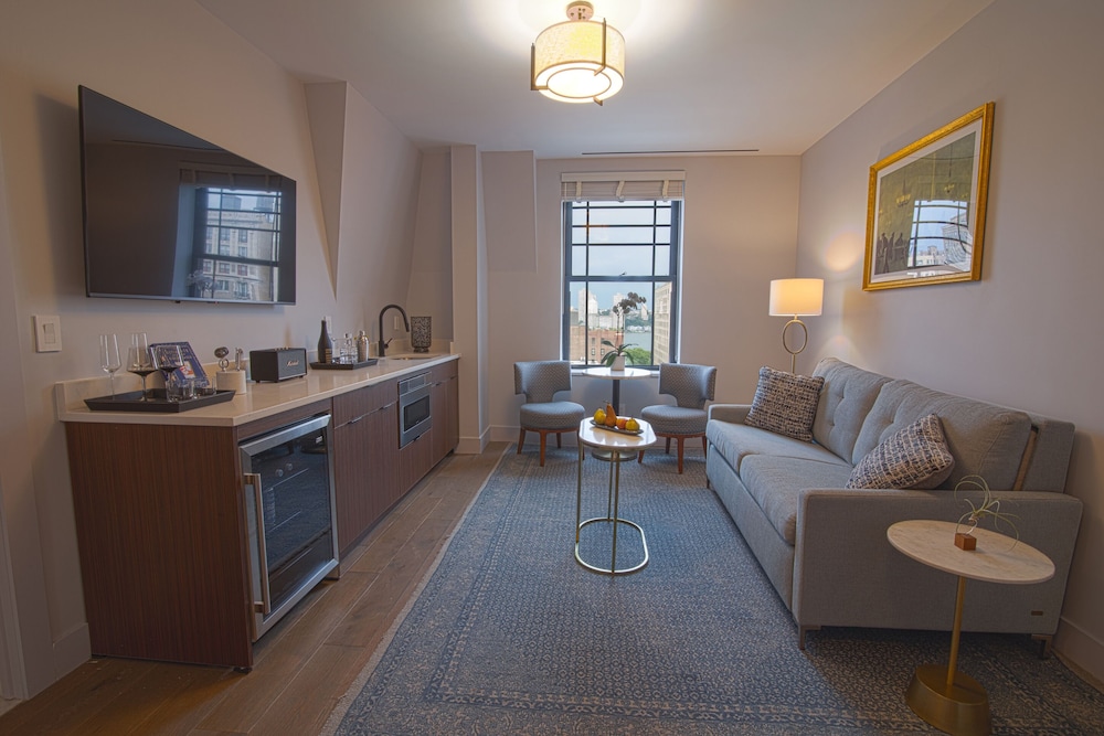 Hotel Belleclaire - photo 57