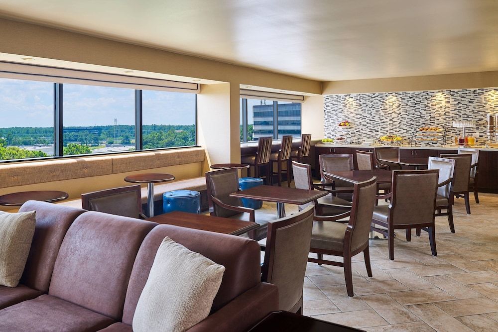 Sheraton North Houston at George Bush Intercontinental - photo 42