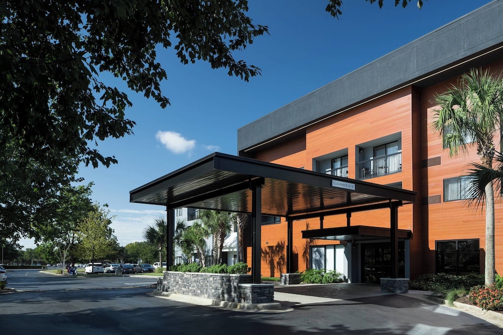 Courtyard Pensacola - photo 34