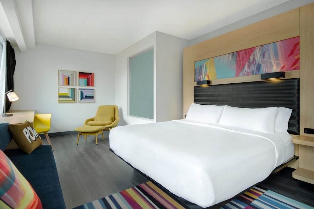 Aloft Oklahoma City Downtown Bricktown - photo 8