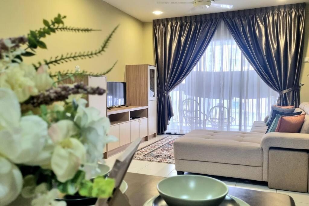 LurVestay — 4-Star Luxury Hotel in Shah Alam, Malaysia