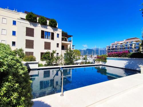 Porto Montenegro Milena 203 with Lovely Balcony — 4-Star Luxury Hotel in Tivat, Montenegro