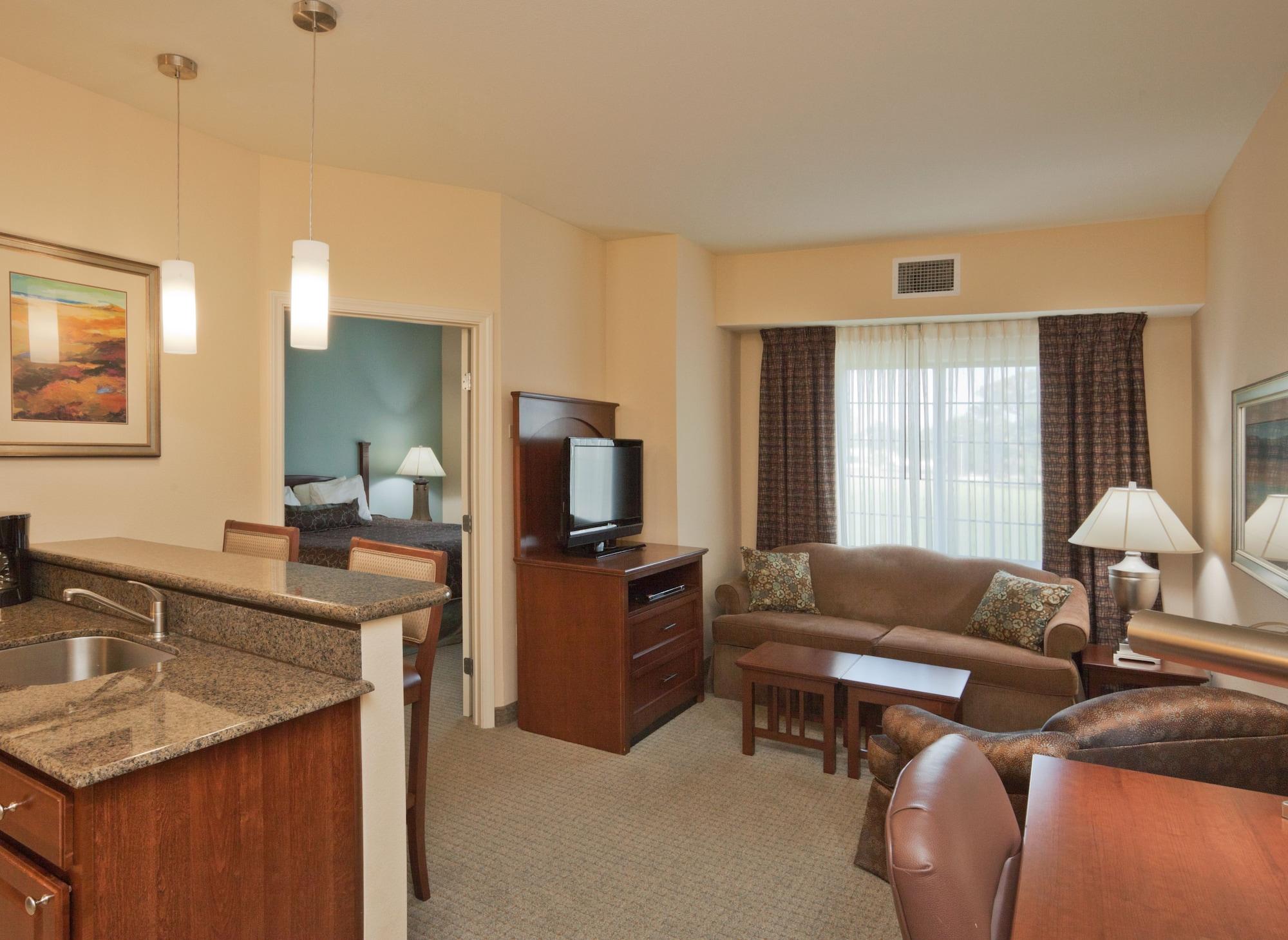 Staybridge Suites Lafayette Airport - photo 14