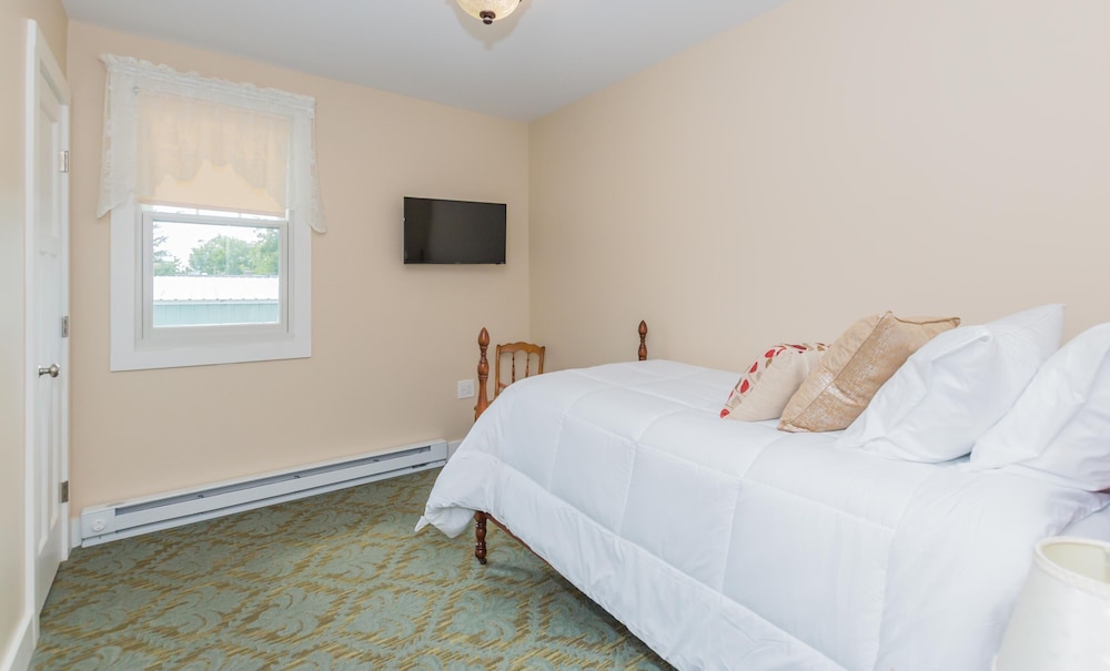 Historic Hotel Broadalbin - photo 14