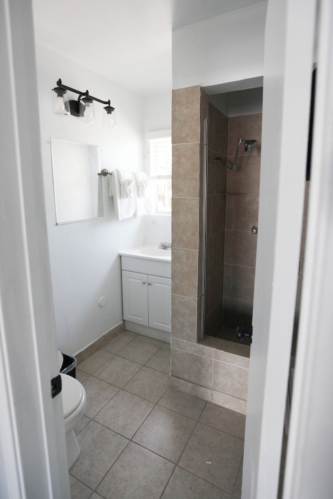 West Coast Surf and Stay - photo 19