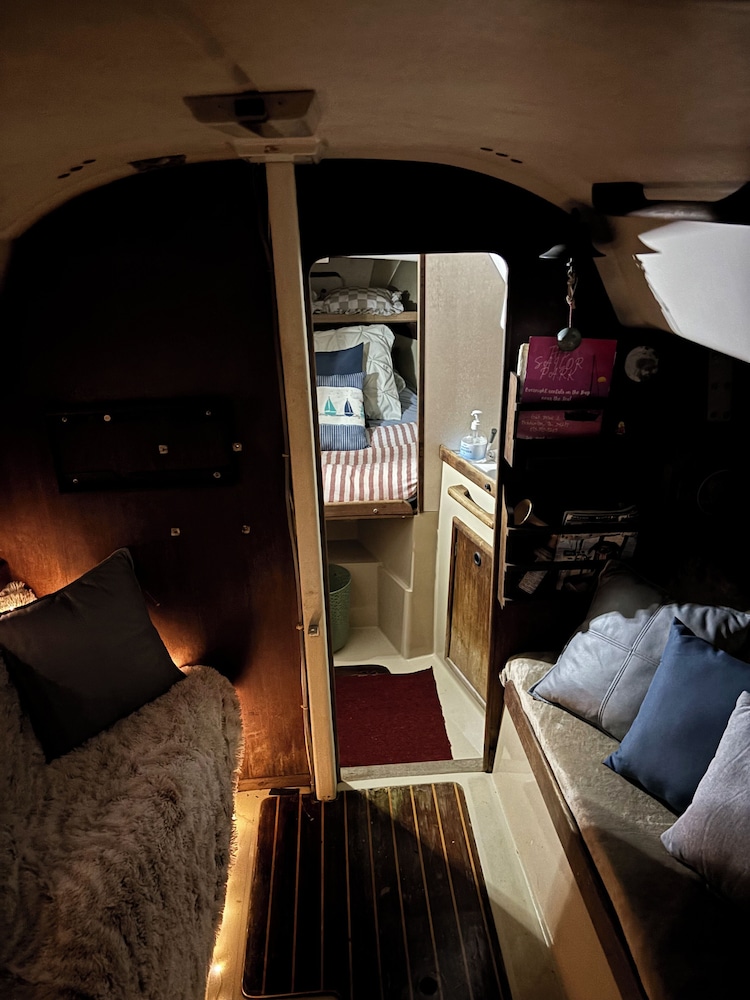 SailorAntics - photo 10