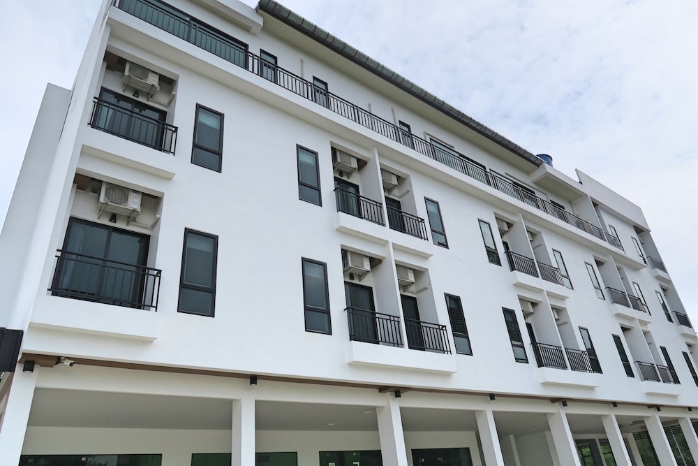 Good Morning Hotel at TakuaPa in Takua Pa, Thailand