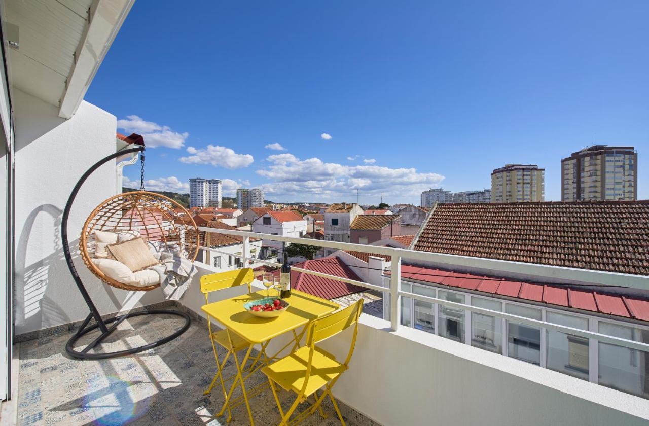 Ocean & Sun Terrace W Ac by Timecooler — hotel in Almada